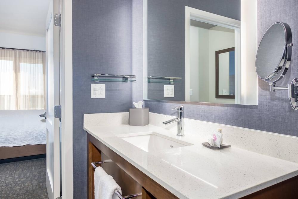 Fairfield Inn & Suites By Marriott San Jose North/Silicon Valley Exterior photo