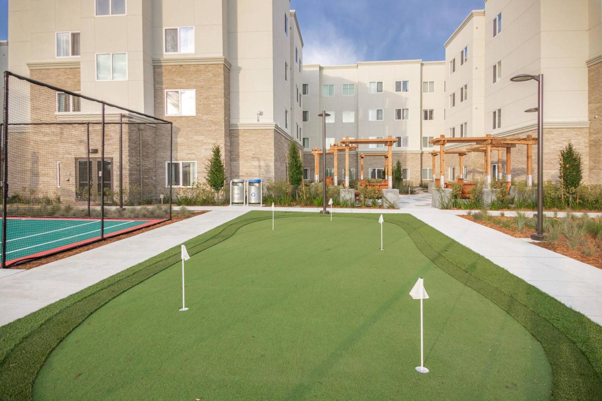 Fairfield Inn & Suites By Marriott San Jose North/Silicon Valley Exterior photo