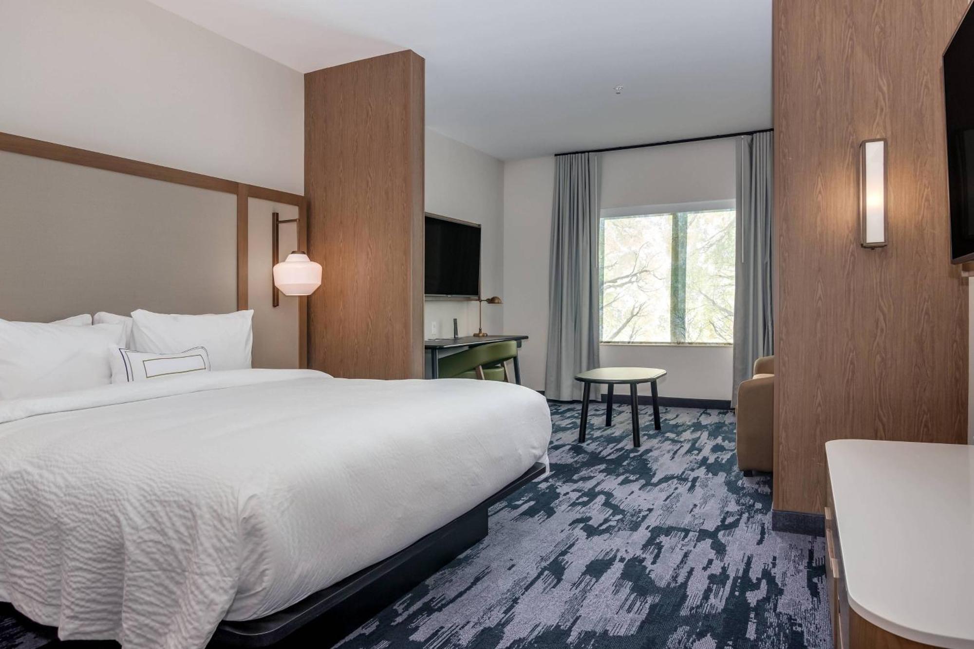Fairfield Inn & Suites By Marriott San Jose North/Silicon Valley Exterior photo